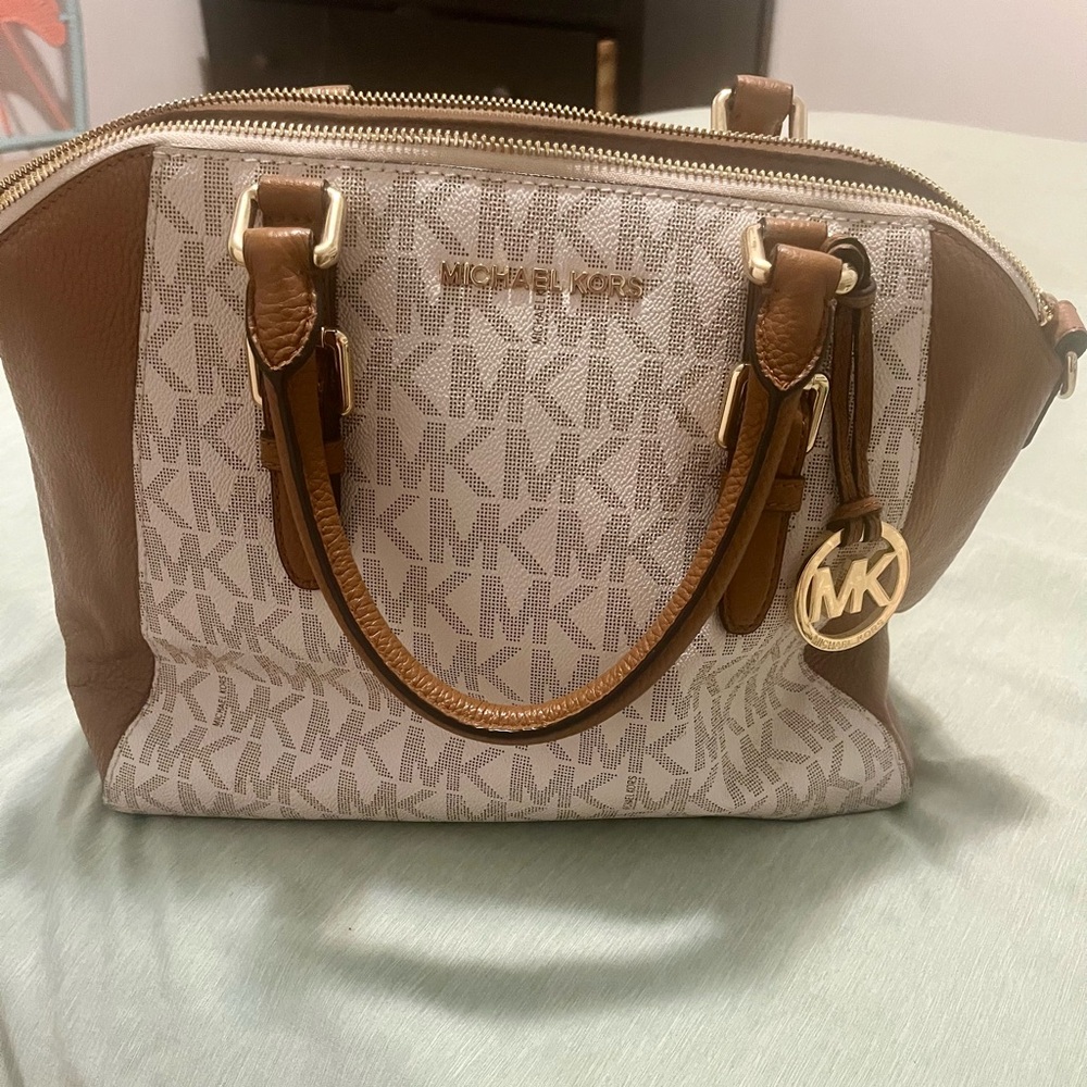MICHAEL KORS tan leather and signature satchel